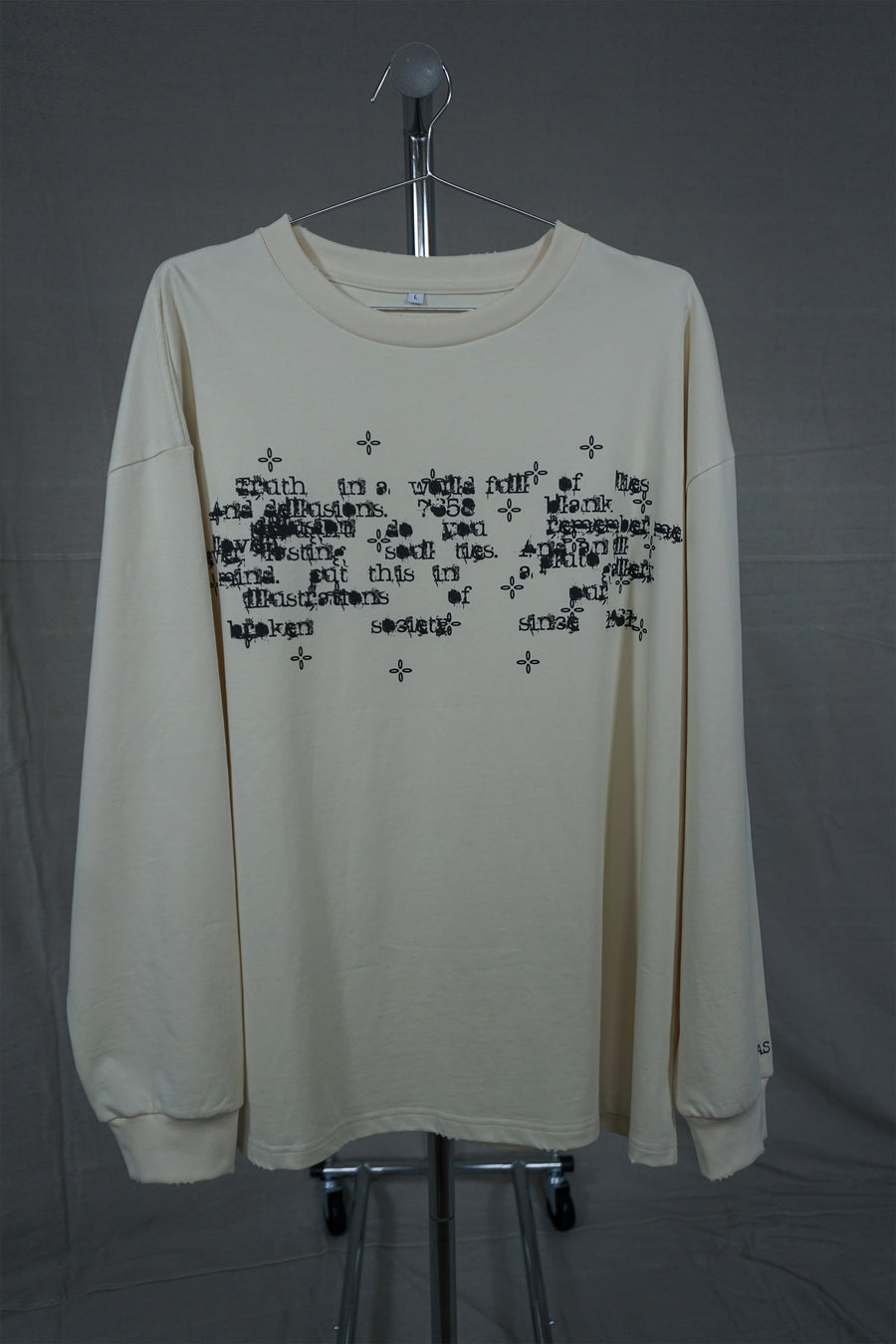 ILLUSTRATIONS LONG SLEEVE