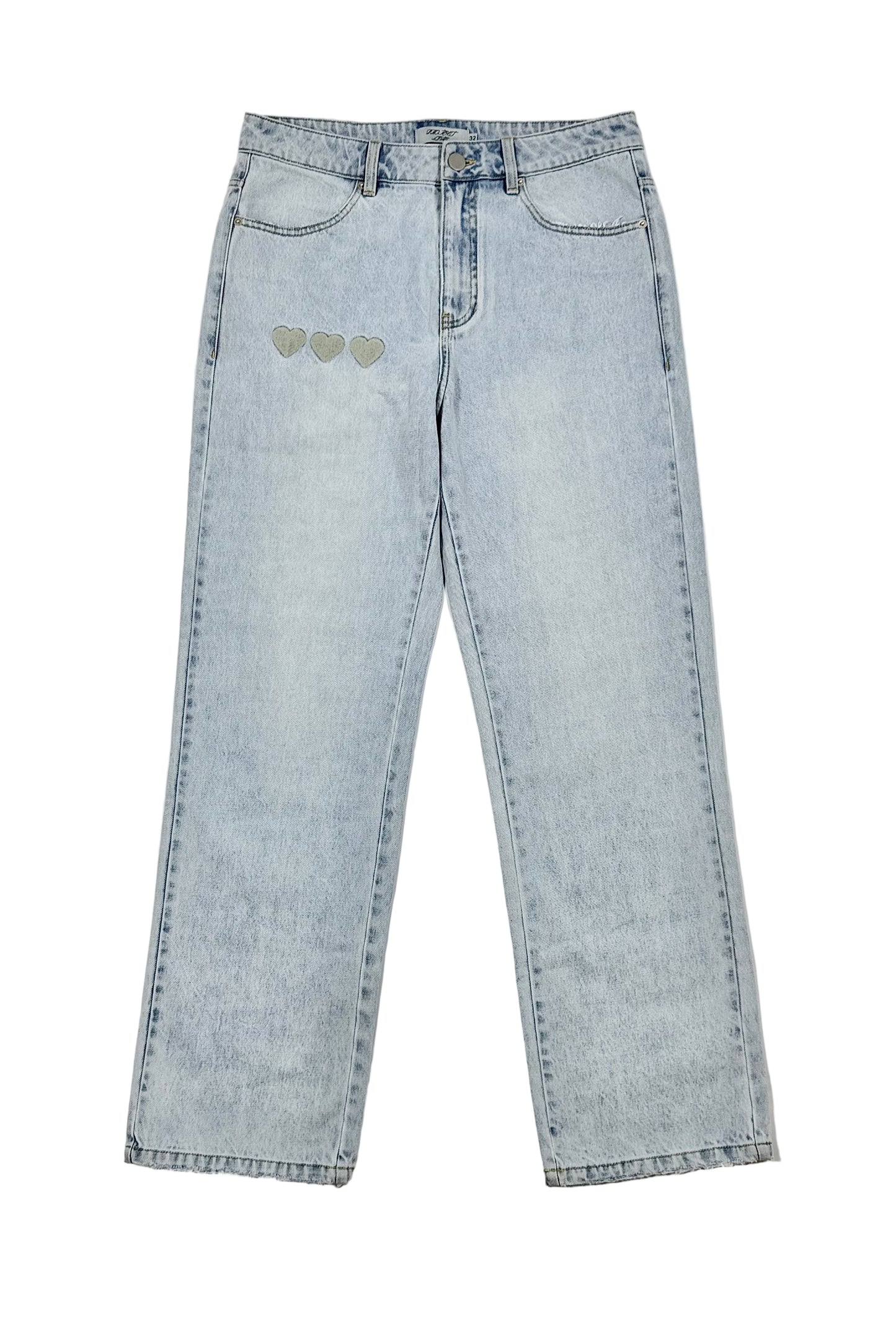 DISTRESSED BLUE HEARTED JEANS